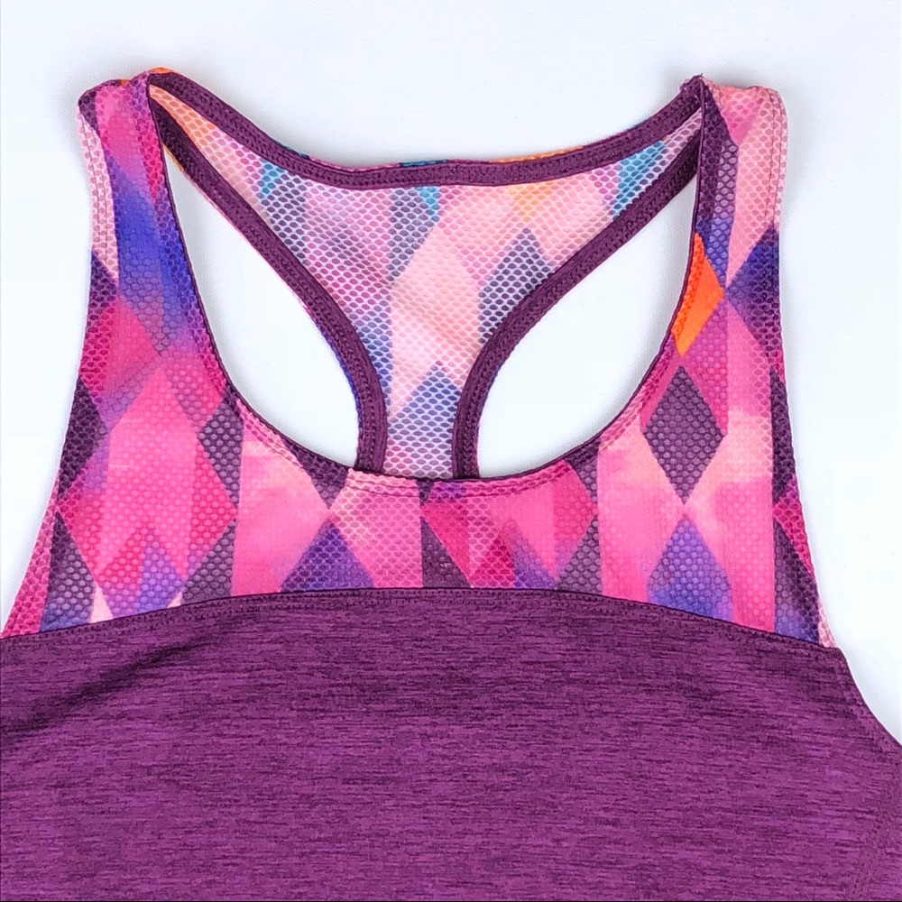 Reebok Speedwick Geometric Mesh Racerback … - Picture 2 of 8